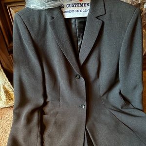 Grey women’s pant suit